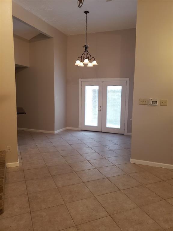 Building Photo - 2122 Creekshire Dr
