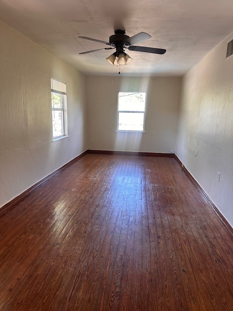 Living Room - 516 E Esther St