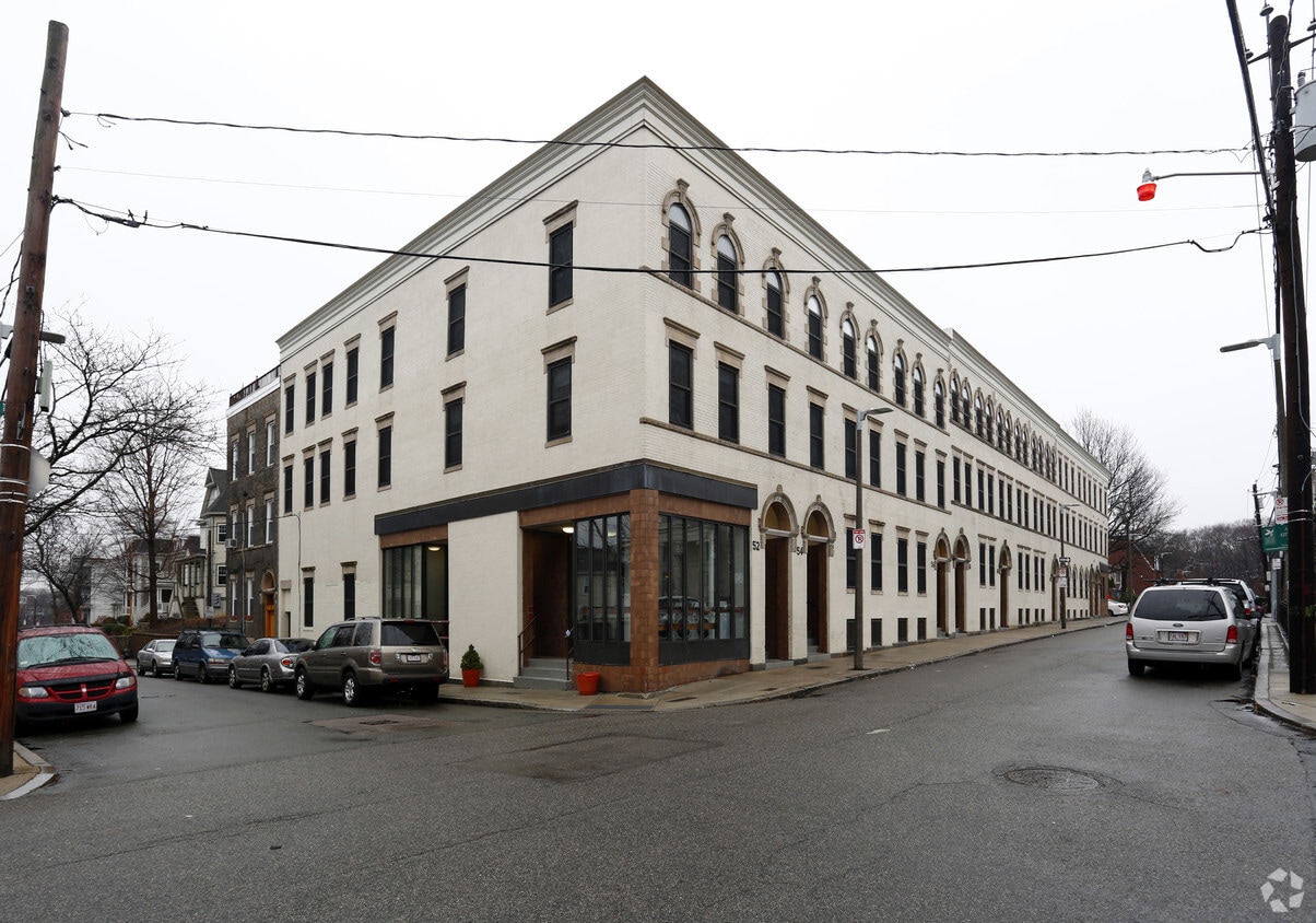 Highland Park Apartments in Roxbury, MA