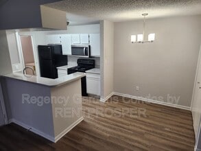 Building Photo - 5530 Chrishire Way