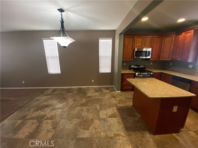 Building Photo - 31925 Red Pine Way