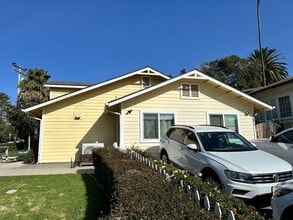 Building Photo - 1810 Hope St