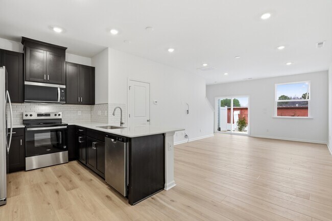 Foto del edificio - 10608 Brookside Reserve Rd