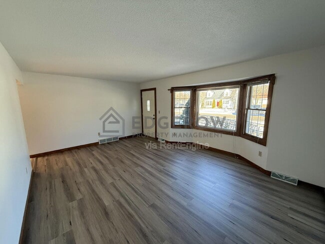 Foto del edificio - 2540 Ancient Dr SW