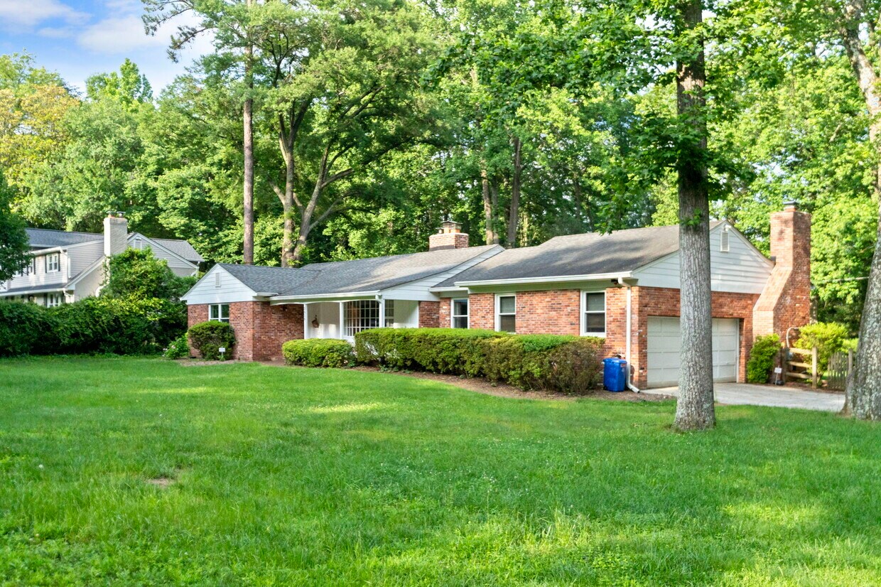 Primary Photo - 3515 Wilson St