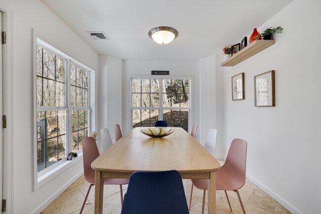 Foto del edificio - 106 Alwen Ave