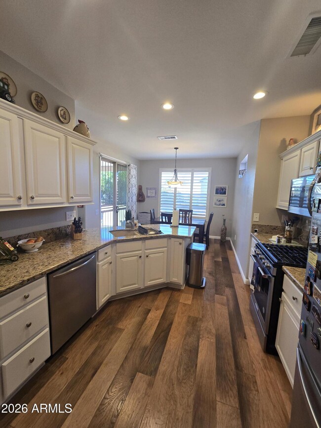 Foto del edificio - 16138 W Eagle Ridge Dr