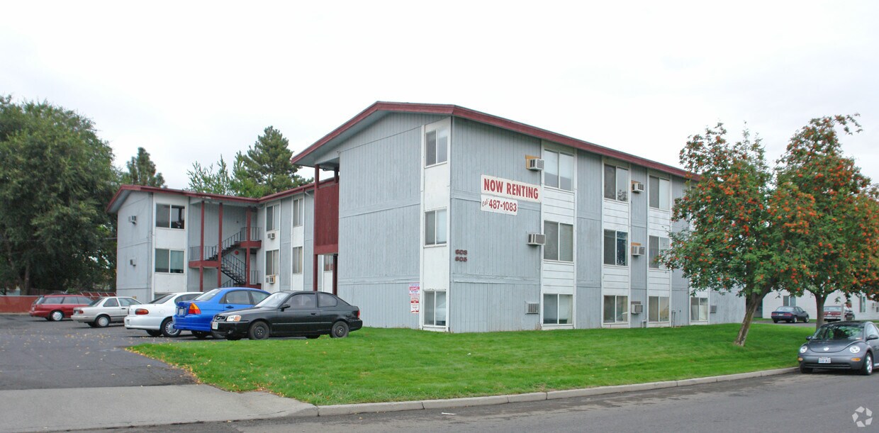 Houston House Apartments Spokane, WA