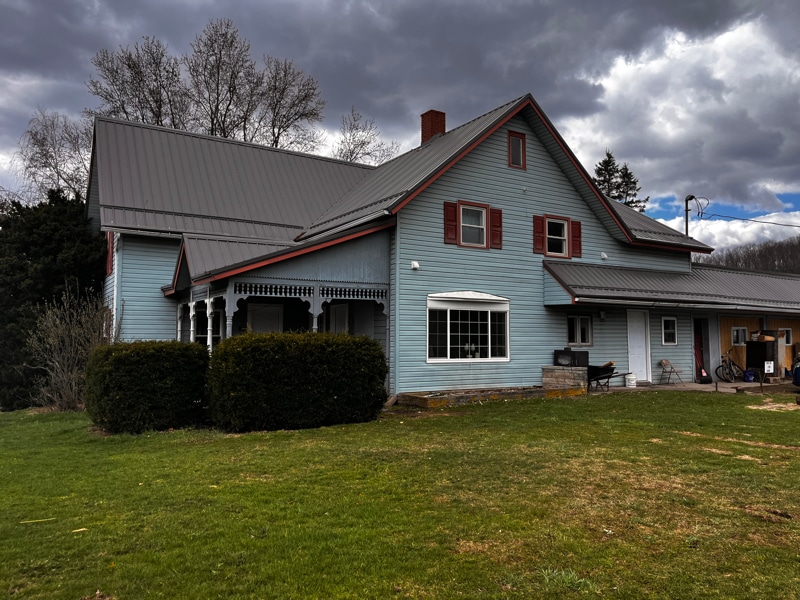 Primary Photo - 2267 Grover Rd