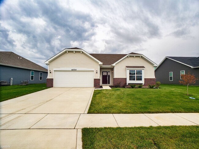 Foto del edificio - 3 br, 2 bath House - 6000 East 116th Avenue