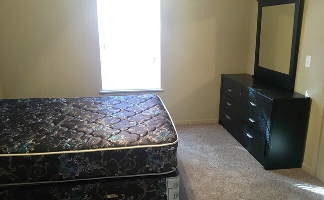 Foto del edificio - 16549 Hunters Ridge Ln