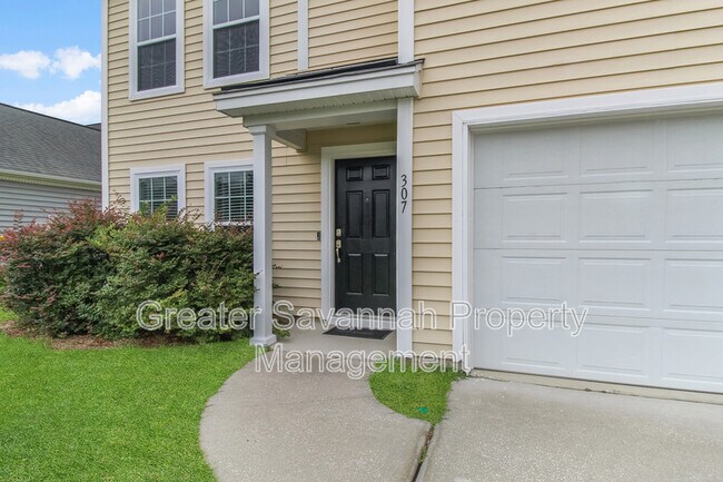 Building Photo - 307 Grasslands Dr