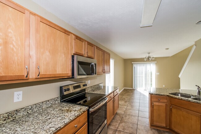 Building Photo - 709 Cembra Dr