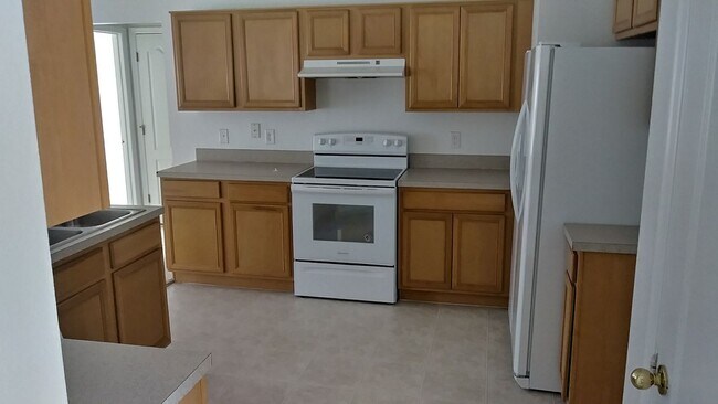 Building Photo - 436 Danube Dr