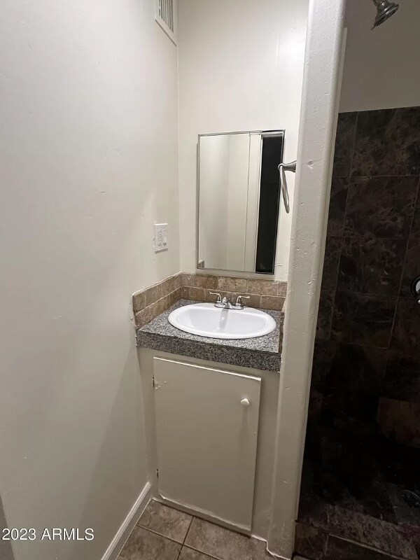 Foto del edificio - 2634 N 43rd Ave