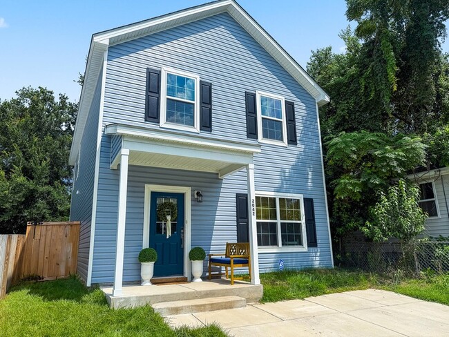 Photo - 2042 Delaware Ave House