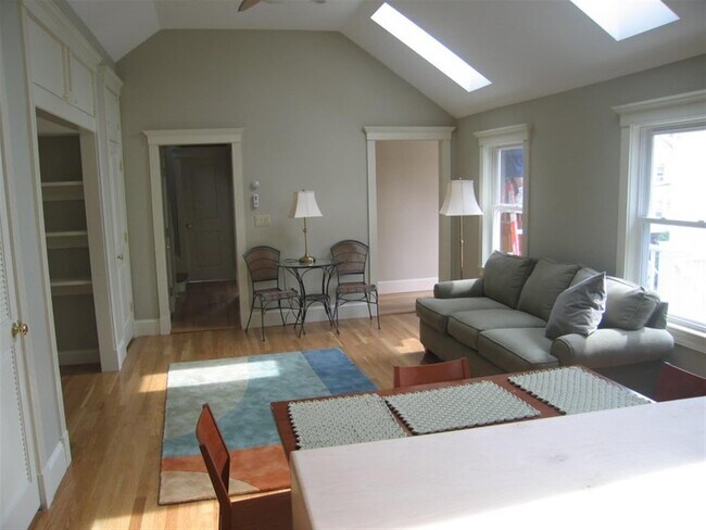 Foto del edificio - 117 Columbia St