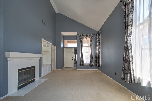 Building Photo - 21 Balustrade Pl