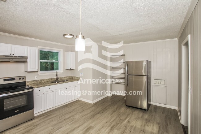 Building Photo - 117 Miranda Rd