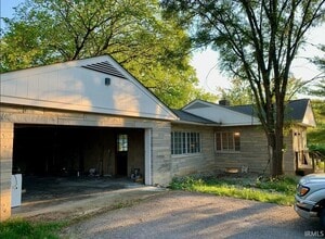 Building Photo - 2000 Atwater Ave