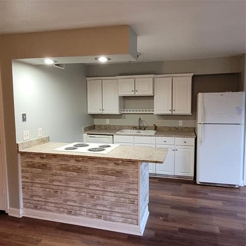 Foto del edificio - 6536 Meadowview Ln