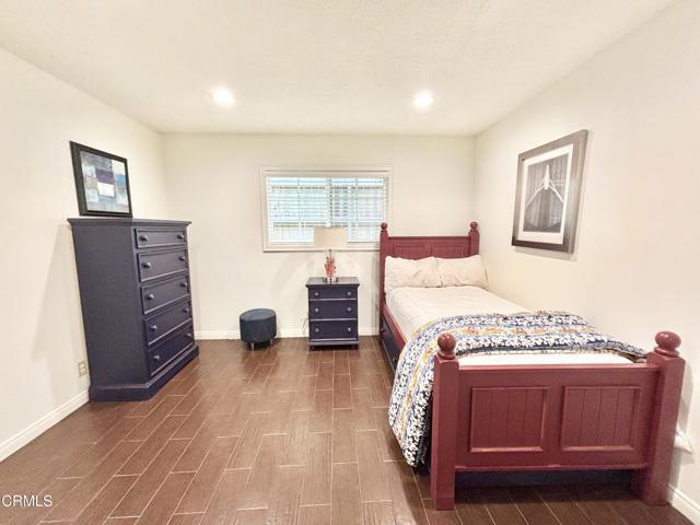 Foto del edificio - 113 Los Robles St