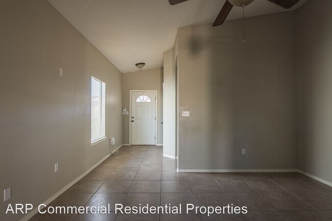 Building Photo - 3 br, 2 bath House - 14259 GIL REYES DR