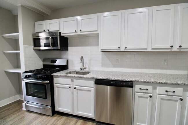 Foto del edificio - Be the first to live in this NEWLY REMODEL...