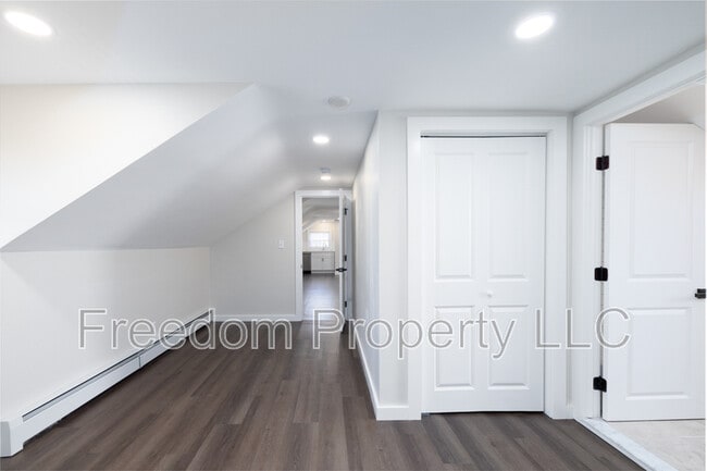 Photo - 28 Aircraft Rd Apartment