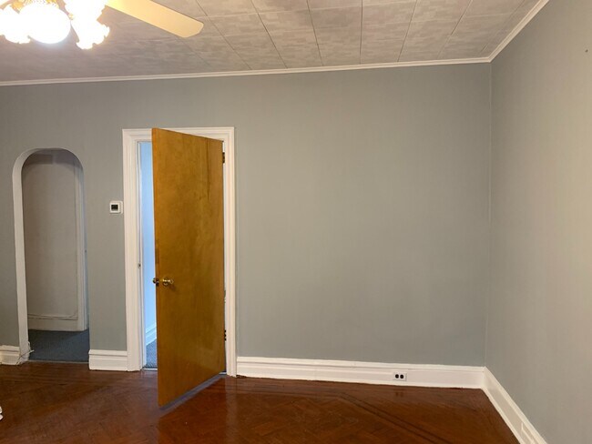 Building Photo - 24-42 98th St