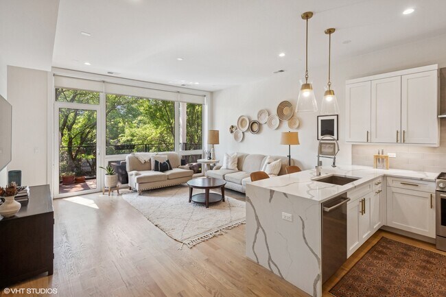 Foto del edificio - 1753 N Kedzie Ave