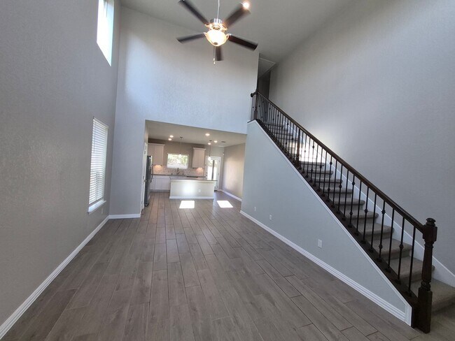 Foto del edificio - 2102 Gabby Cole Ln