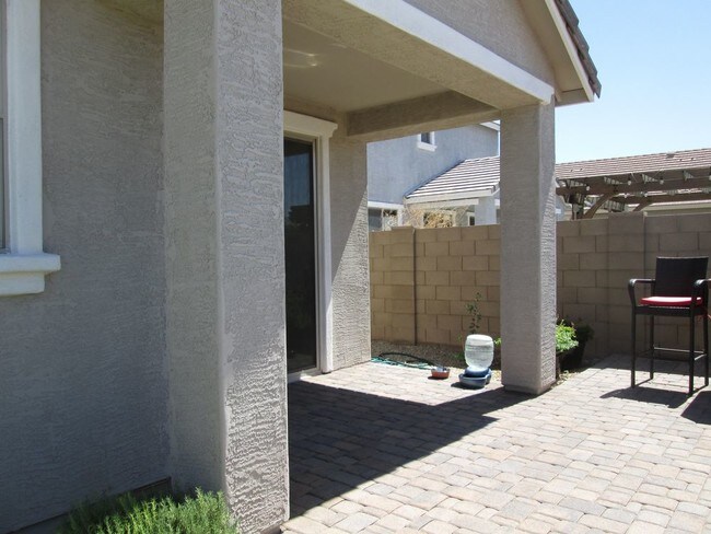 Foto del edificio - Newer Build in Lehi Crossing