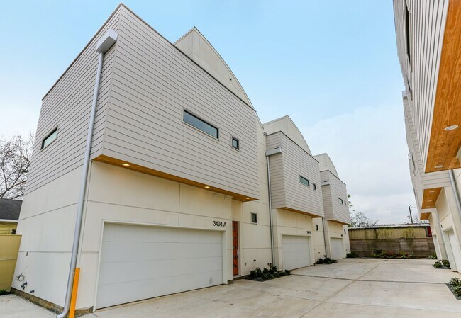 Foto del edificio - 3404 Saltus St