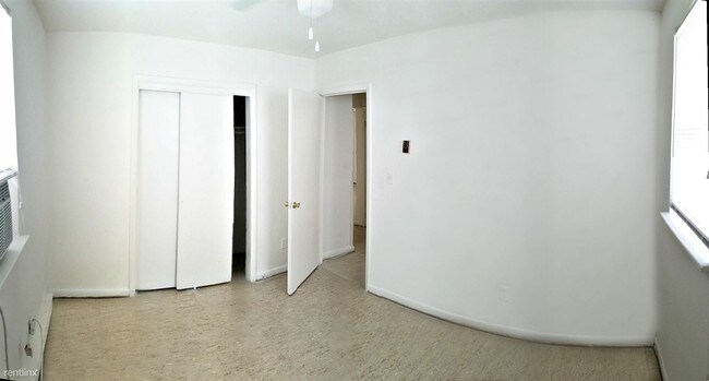 Building Photo - 841 46th St