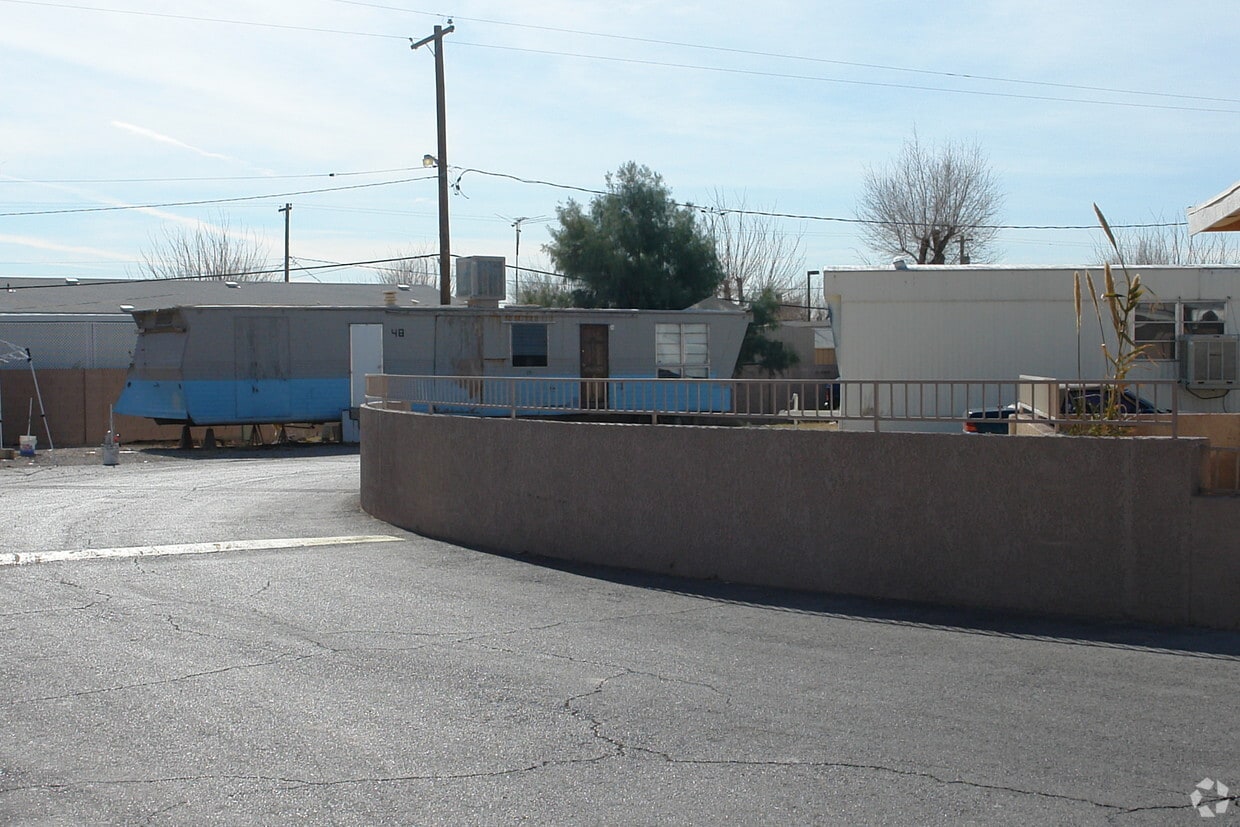 Building Photo - Yucca Terrace Mobile Home Park