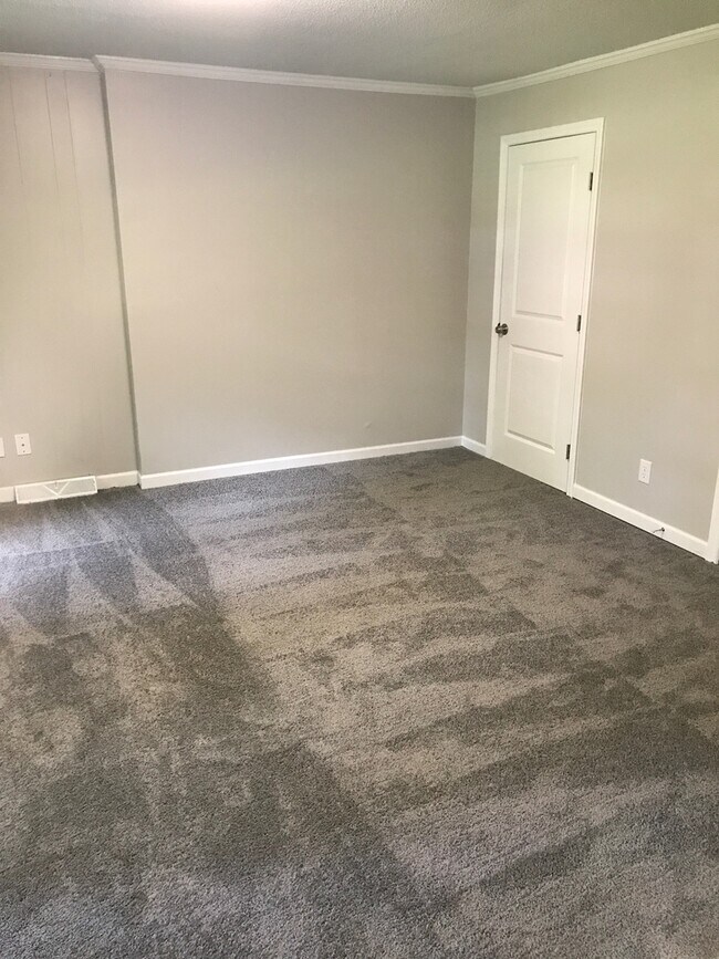 Building Photo - 3 Bedrooms and 3.5 Bathrooms-Coming Soon