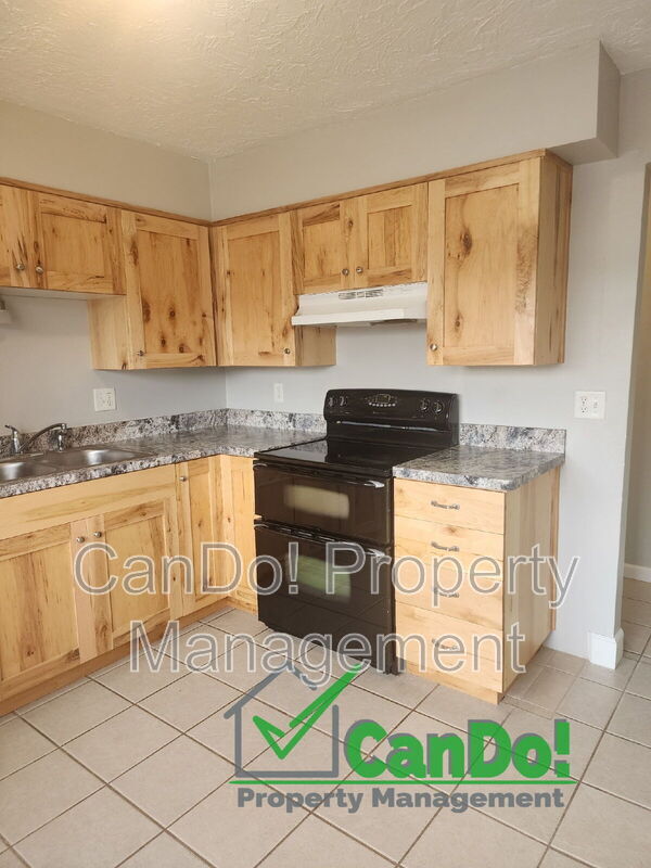 Foto principal - 230 Carol Dr