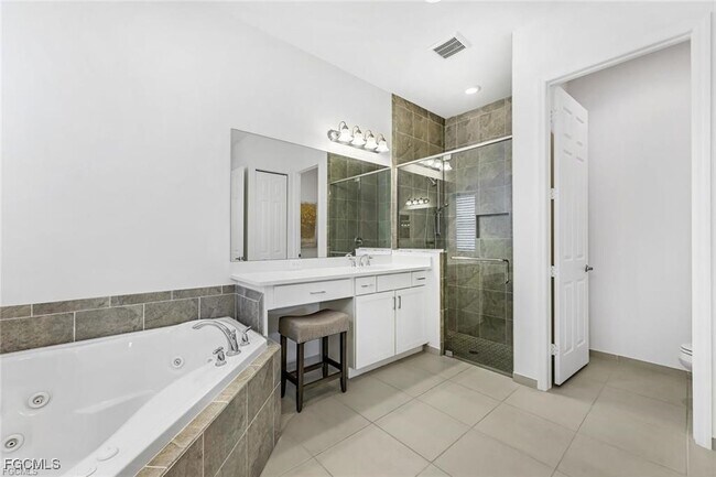 Building Photo - 11502 Meadowrun Cir