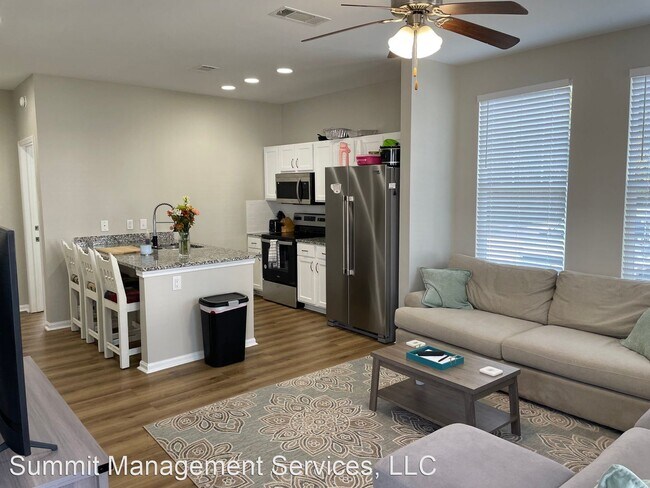 Foto del edificio - 3 br, 3.5 bath House - 487 Olive Branch Way