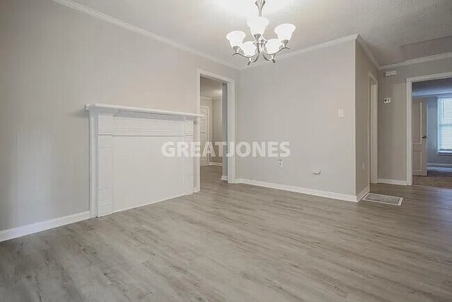 Foto del edificio - 109 Laurel St