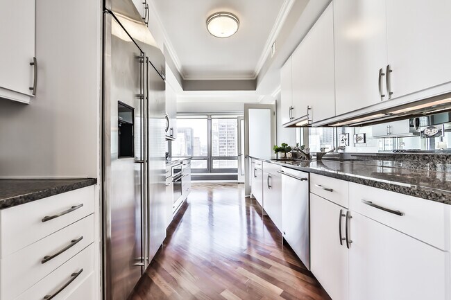 Foto del edificio - 130 N Garland Ct