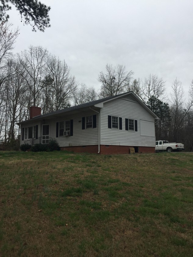 223 Crowders Creek Rd, Gastonia, NC 28052 House Rental in Gastonia