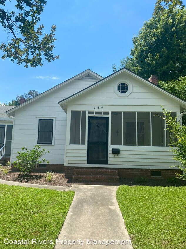 Primary Photo - 3 br, 2 bath House - 525 E 2nd Street