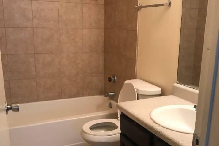 Foto principal - 1352 Gardina St
