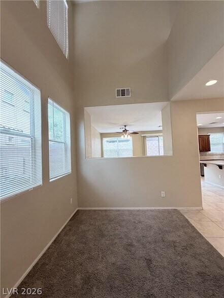 Foto del edificio - 9118 Wine Cellar Ave