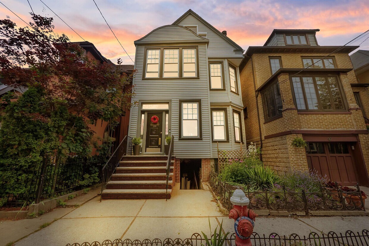 28 Duer Pl Unit 1, Weehawken, NJ 07086 Condo for Rent in Weehawken