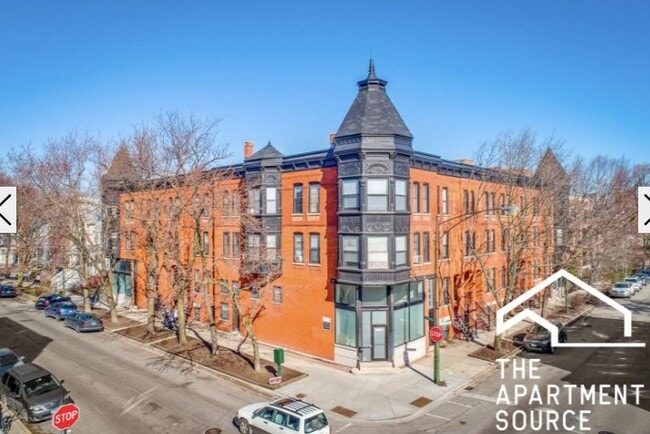 Building Photo - 1208 W Wrightwood Ave