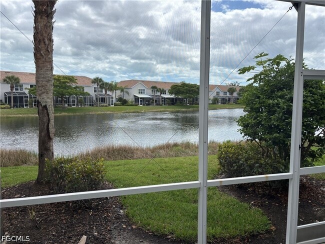 Building Photo - 8271 Village Edge Cir
