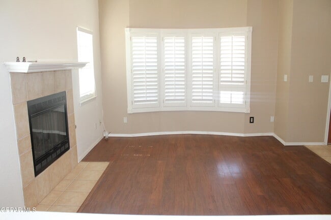 Foto del edificio - 12317 Jan Herring Way